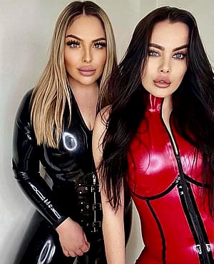 Shiny Catsuit Duo'