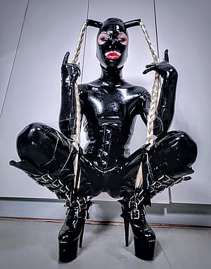 Rubberdoll In The Making ✨'