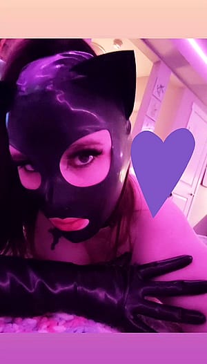 Finally Got My First Latex Hood!'