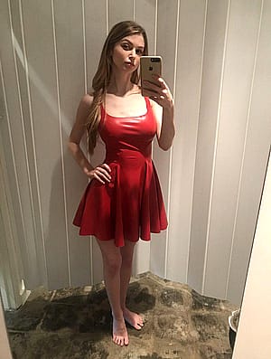 Bunny Colby Looking Cute As Fuck In Her Red Dress'