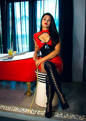 Mistress Nikki Of Bangkok'