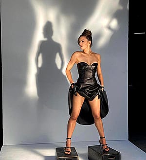 Hailee Steinfeld In PVC'