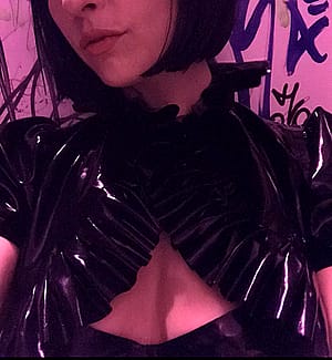 Out On A Fetish Club 😊✨🖤'