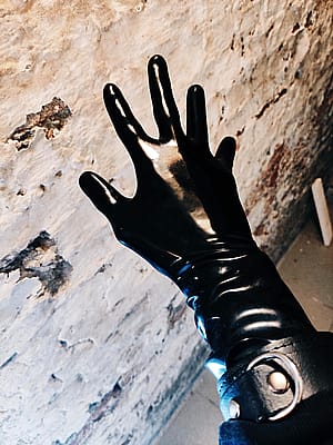 These Latex Gloves Are Capable Of So Much Unimaginable Things!'