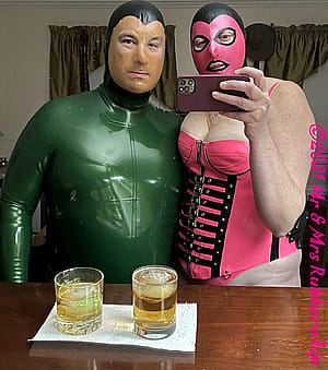 Bourbon 🥃 & Latex / Rubber❣️'