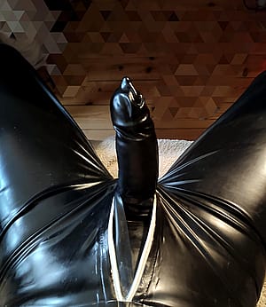 All Rubber Ready To Fill That Sheath 🖤'